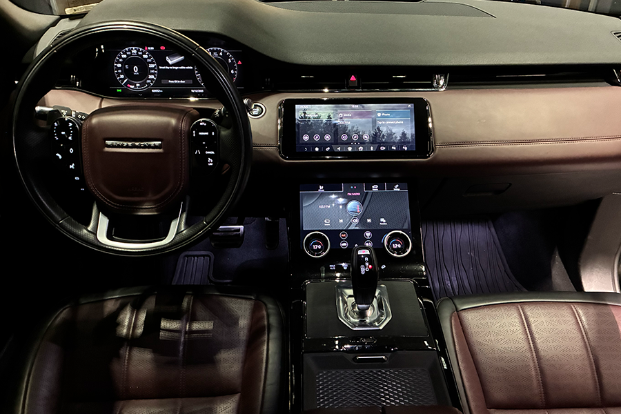 Range Rover Evoque P300 R-Dynamic HSE